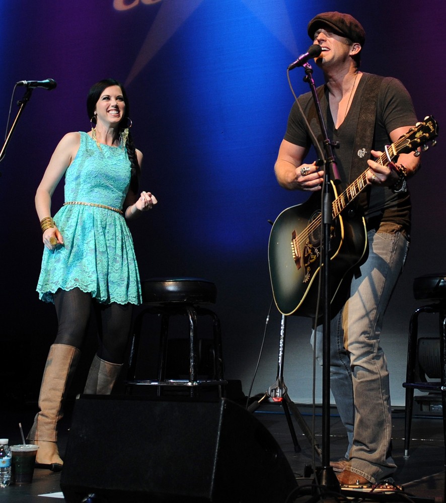 Thompson Square;<br>Starz and Guitars