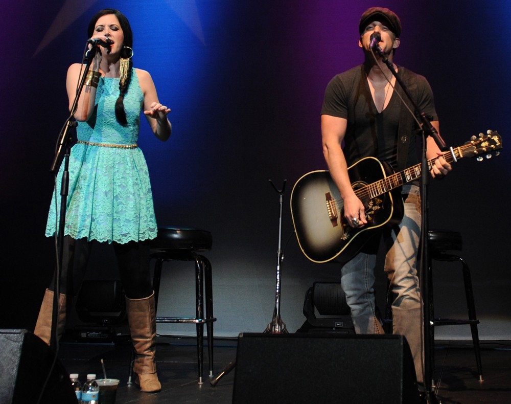 Thompson Square;<br>Starz and Guitars