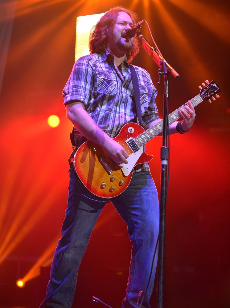 Chet Roberts;3 Doors Down;<br>3 Doors Down Perform Live on Stage