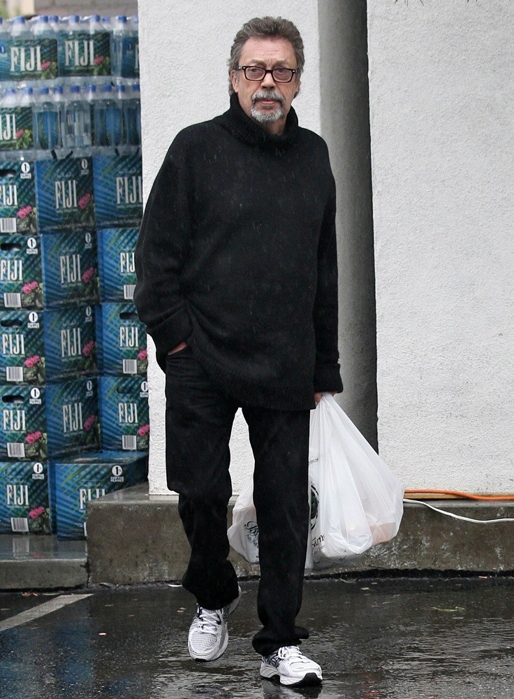 Tim Curry;<br>Tim Curry Out Shopping at Bristol Farm Foods