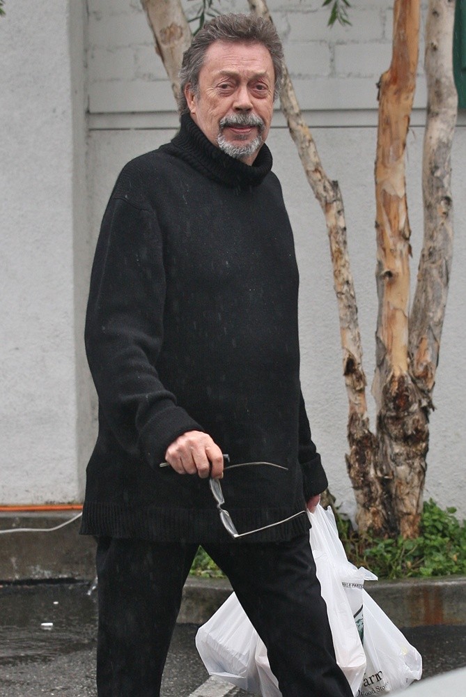 Tim Curry;<br>Tim Curry Out Shopping at Bristol Farm Foods