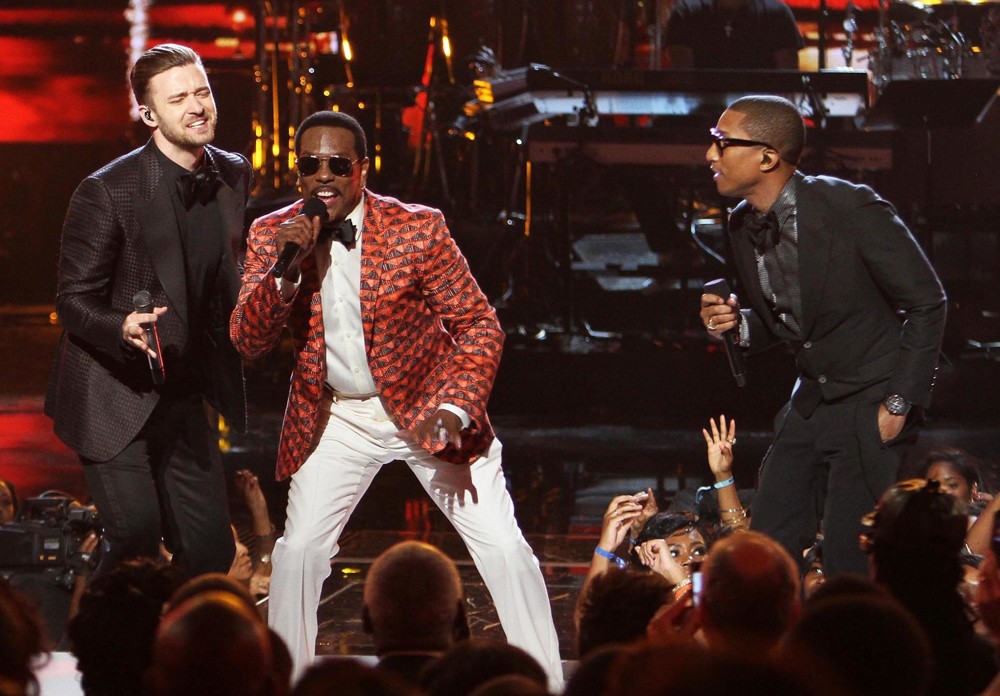 Video: Justin Timberlake Honors Charlie Wilson At Bet Awards
