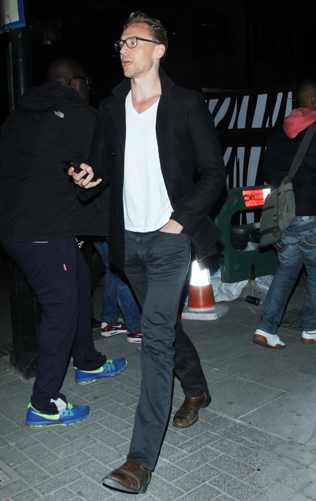 Tom Hiddleston;<br>Tom Hiddleston and Elizabeth Olsen Leave The Wolseley Restaurant