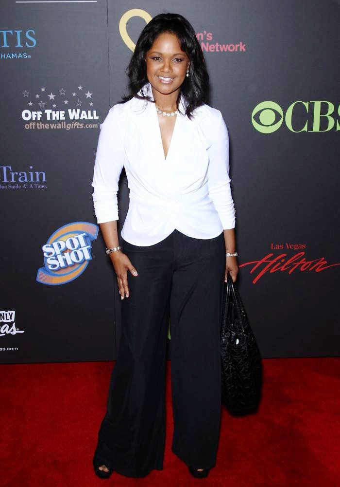 Tonya Lee Williams;<br>2011 Daytime Emmy Awards - Red Carpet