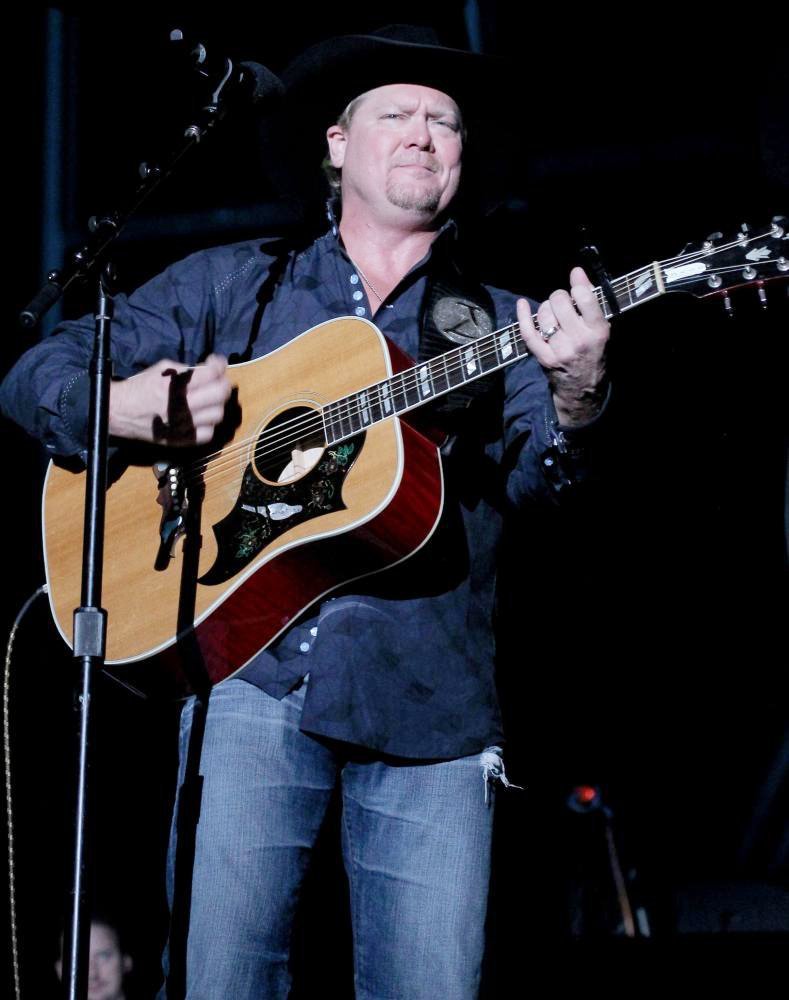 Tracy Lawrence<br>The Final Night of The 2011 CMA Music Festival Nightly Concerts