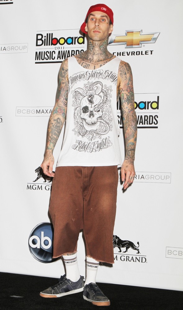 travis barker nike