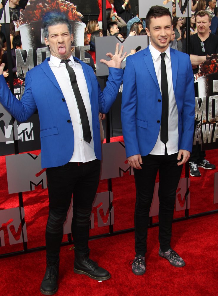 Are twenty one pilots brothers, Complete List Of Twenty One Pilots Band Members