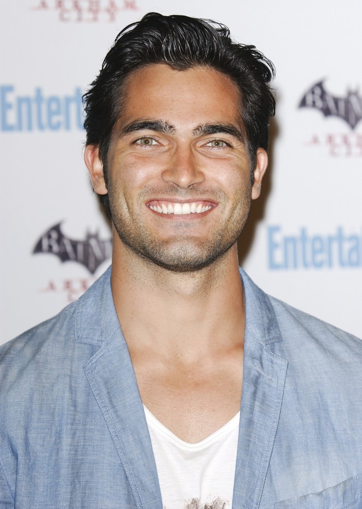Tyler Hoechlin;<br>Comic Con 2011 Day 3 - Entertainment Weekly Party - Arrivals