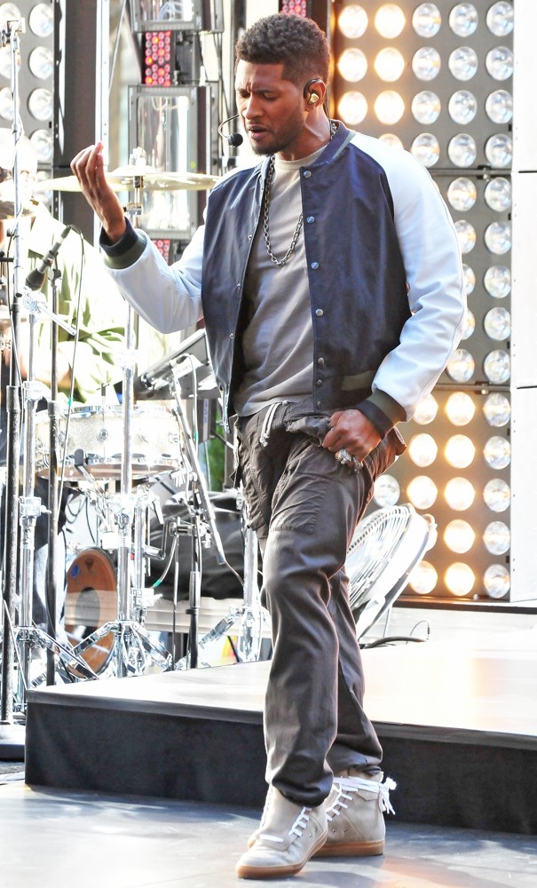 Usher;<br>Usher Performing Live as Part of The Today Show's Concert Series