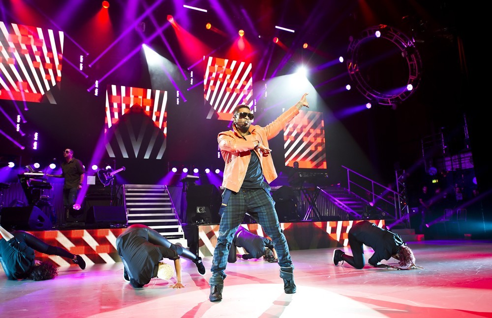 Usher;<br>Usher Performs at The Apollo Hammersmith