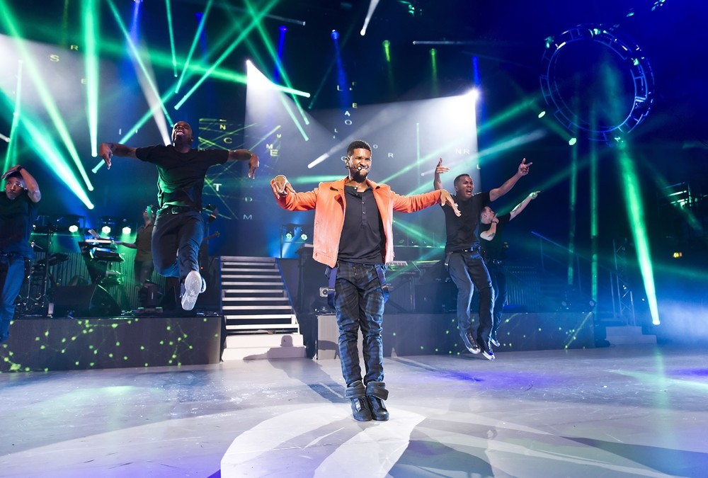Usher;<br>Usher Performs at The Apollo Hammersmith
