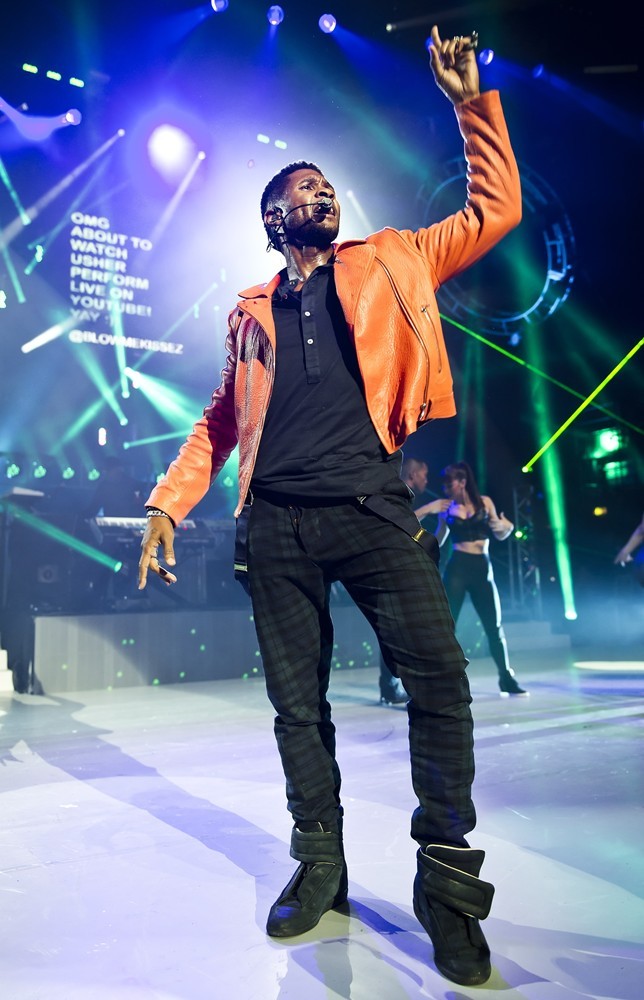 Usher;<br>Usher Performs at The Apollo Hammersmith