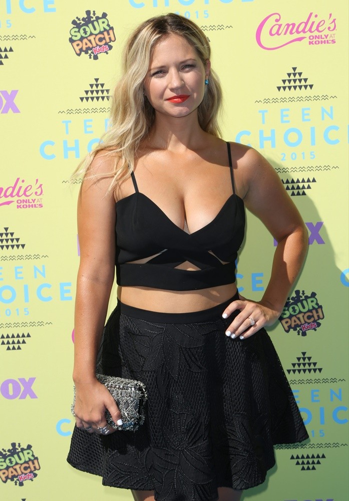 Vanessa Ray;<br>Teen Choice Awards 2015 - Arrivals