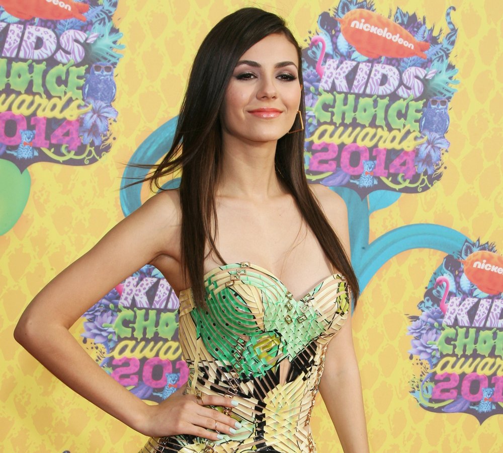 Victoria Justice;<br>Nickelodeon's 27th Annual Kids' Choice Awards - Arrivals