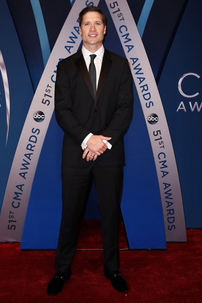 Walker Hayes Picture 4 51st Annual CMA Awards Arrivals