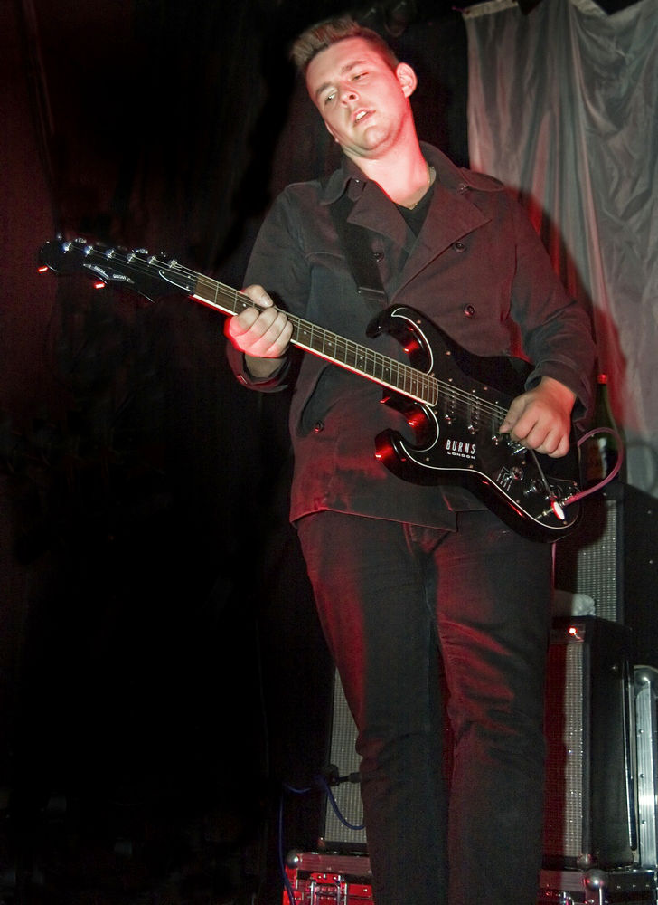 Rab Allan;Glasvegas;<br>Glasvegas Performing at Liverpool Barfly