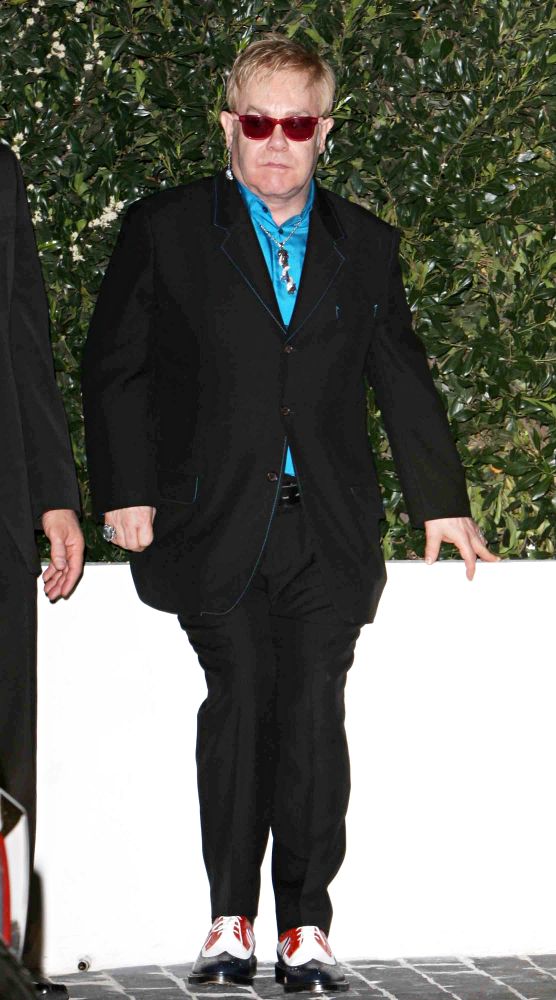 Elton John Leaves Pop but Says Yes to GaGa