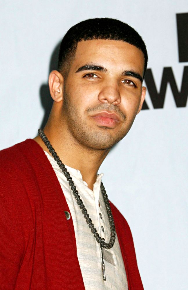 Drake Picture 8 - 2009 MuchMusic Video Awards - Red Carpet Arrivals
