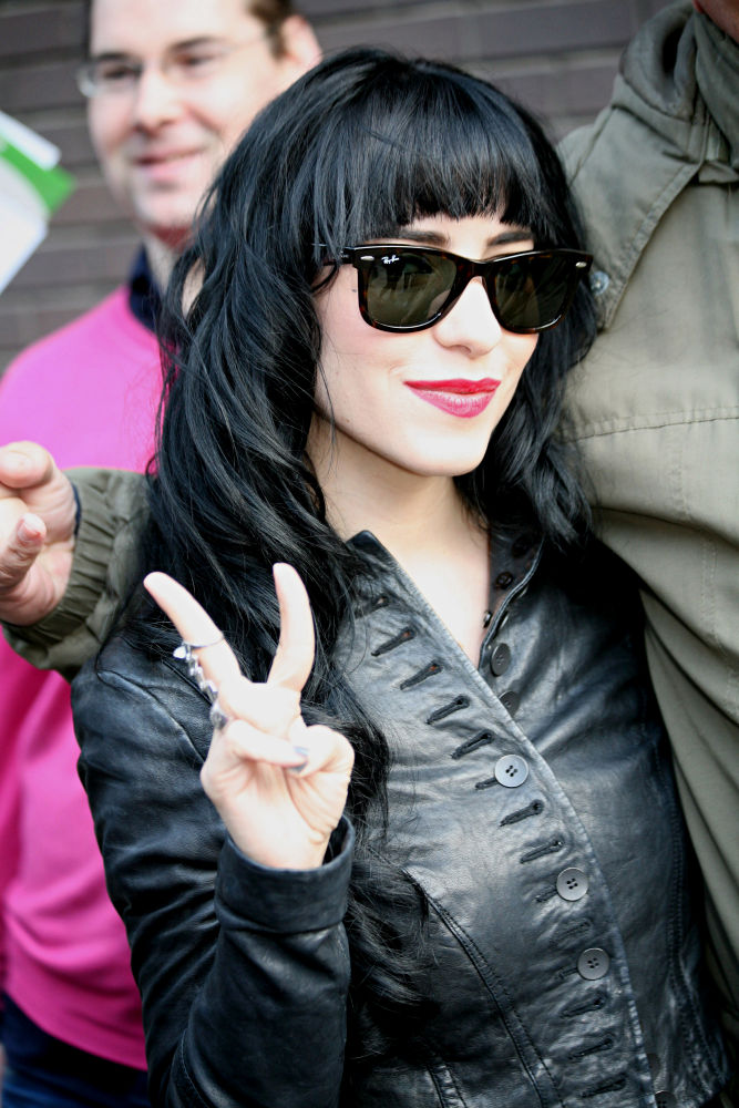 Lisa Origliasso;<br>Lisa Origliasso Outside The 'GMTV' Studios