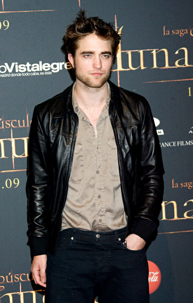 Robert Pattinson Gets Paranoid Over New People