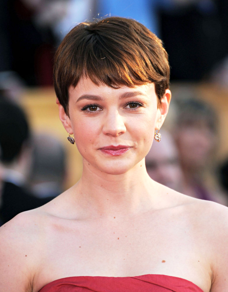 Carey Mulligan Unsuccessfully Impresses Mum With Oscars Nod