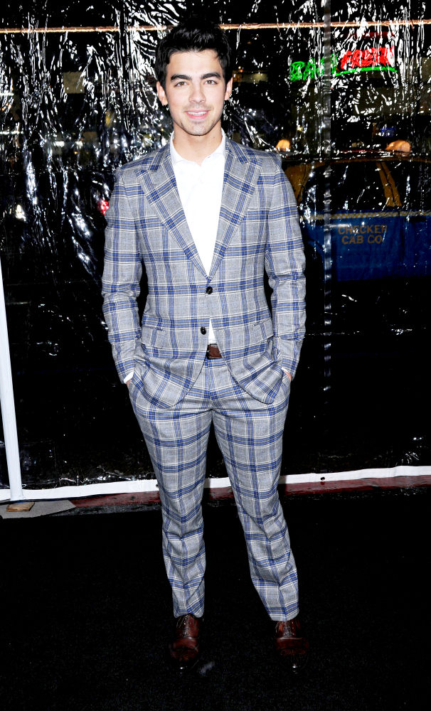Joe Jonas;Jonas Brothers;<br>Los Angeles premiere of 'Edge of Darkness'