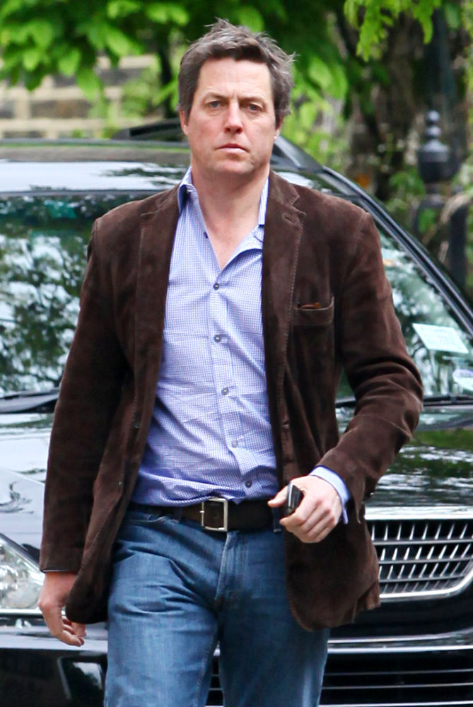 Hugh Grant;<br>Hugh Grant Heading to A Restaurant