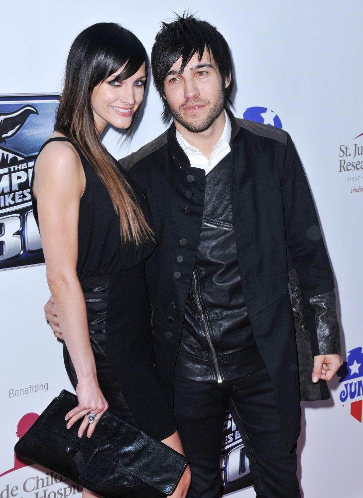 Ashlee Simpson;Pete Wentz;<br>