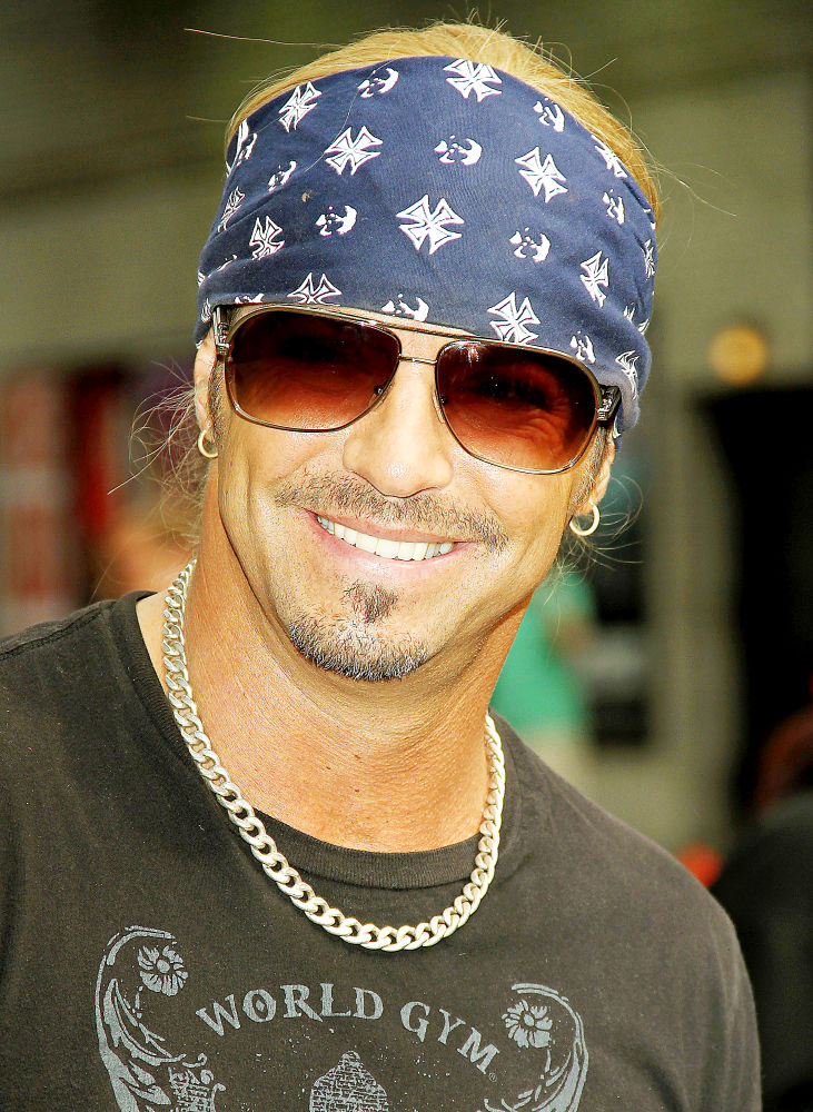 Bret Michaels Co-Hosting 2010 Miss Universe