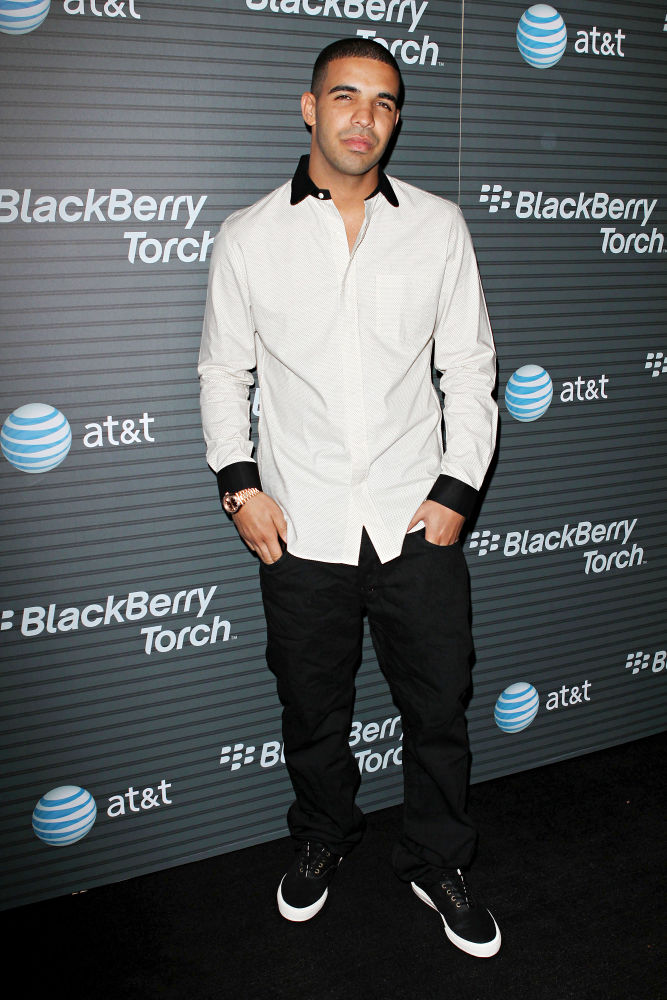 Drake;<br>Blackberry Torch From AT&T U.S. Launch Party - Arrivals