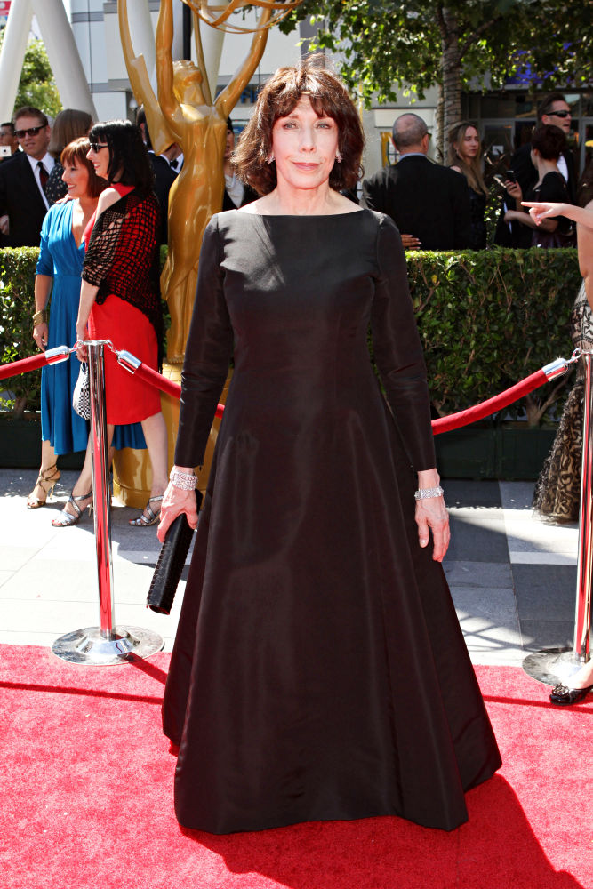 Lily Tomlin;<br>2010 Creative Arts Emmy Awards - Arrivals