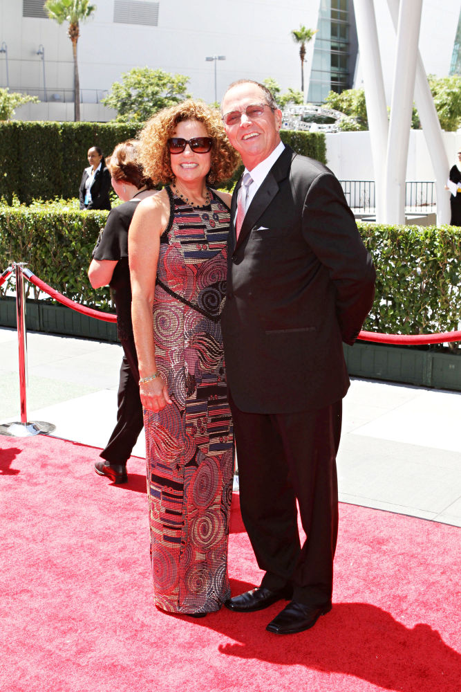 Gregory Itzin;<br>2010 Creative Arts Emmy Awards - Arrivals
