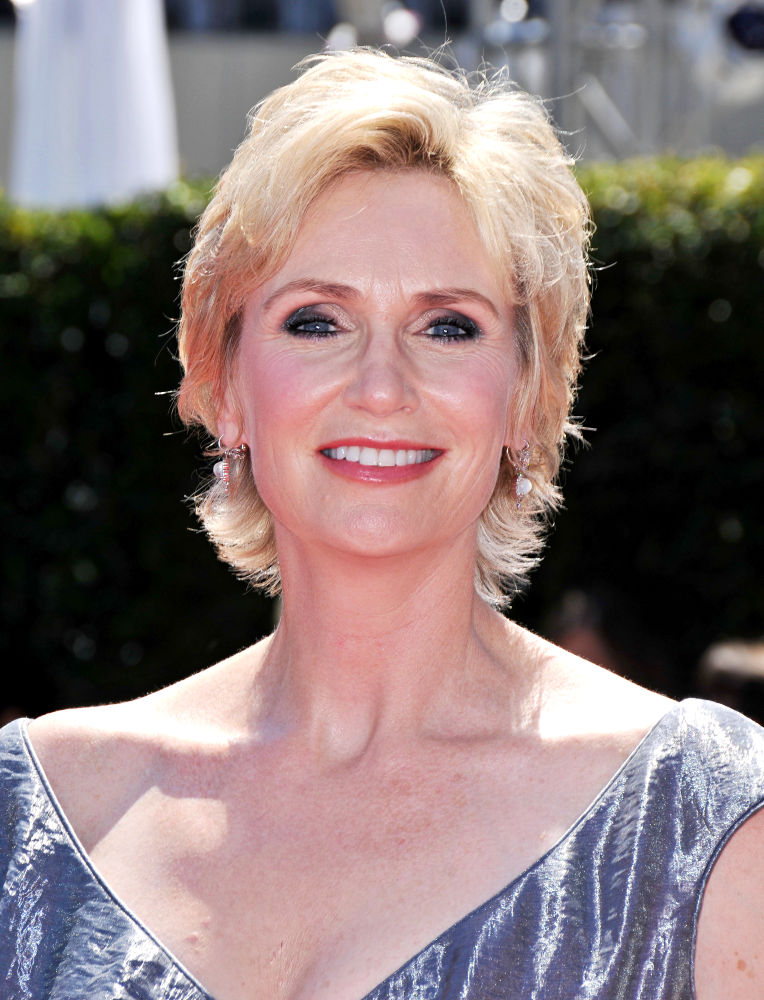 Jane Lynch;<br>2010 Creative Arts Emmy Awards - Arrivals