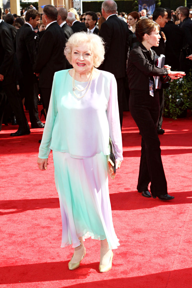 Betty White Urges Missouri Citizens to Vote in Favor of Proposition B
