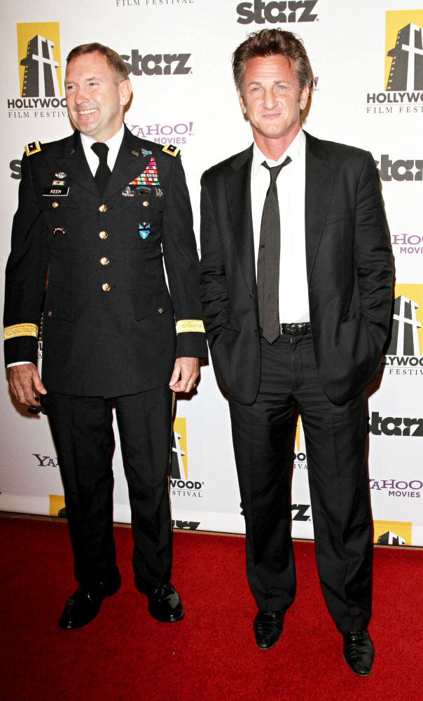 Ken Keen;Sean Penn;<br>14th Annual Hollywood Awards Gala Presented by Starz