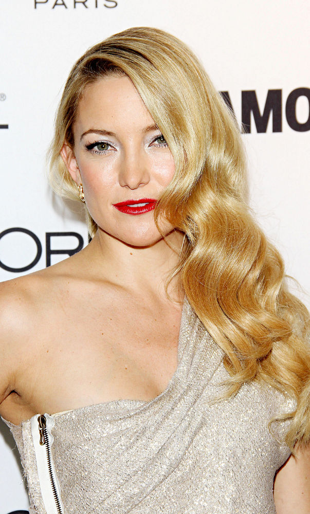 Kate Hudson;<br>Glamour Women of The Year Awards 2010 - Inside Arrivals