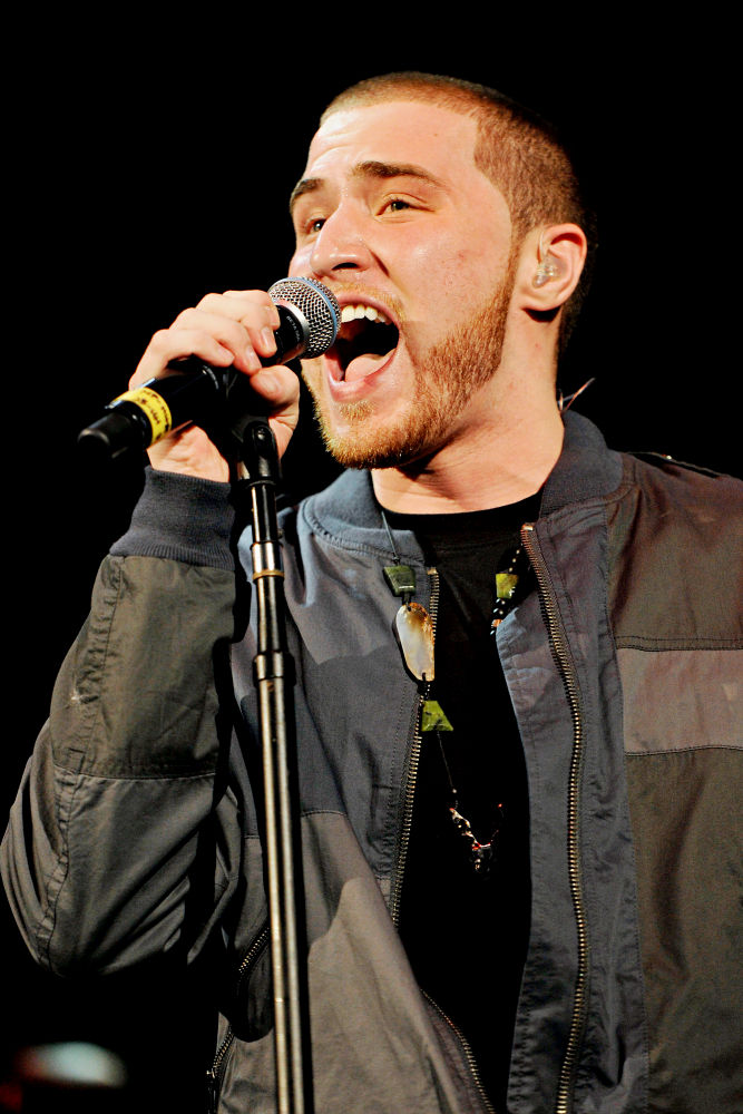 Mike Posner;<br>The 2010 B96 Jingle Bash Show