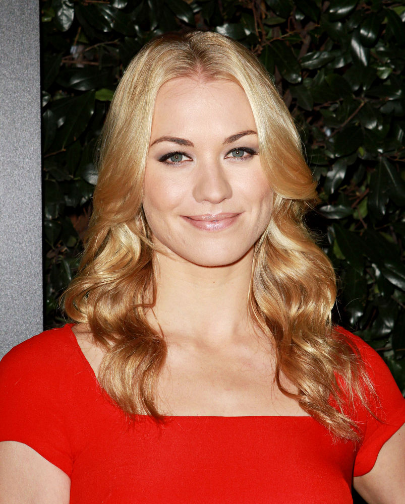 Yvonne Strahovski;<br>Audi and Designer J. Mendel's Kick Off Celebration of Golden Globe Week 2011
