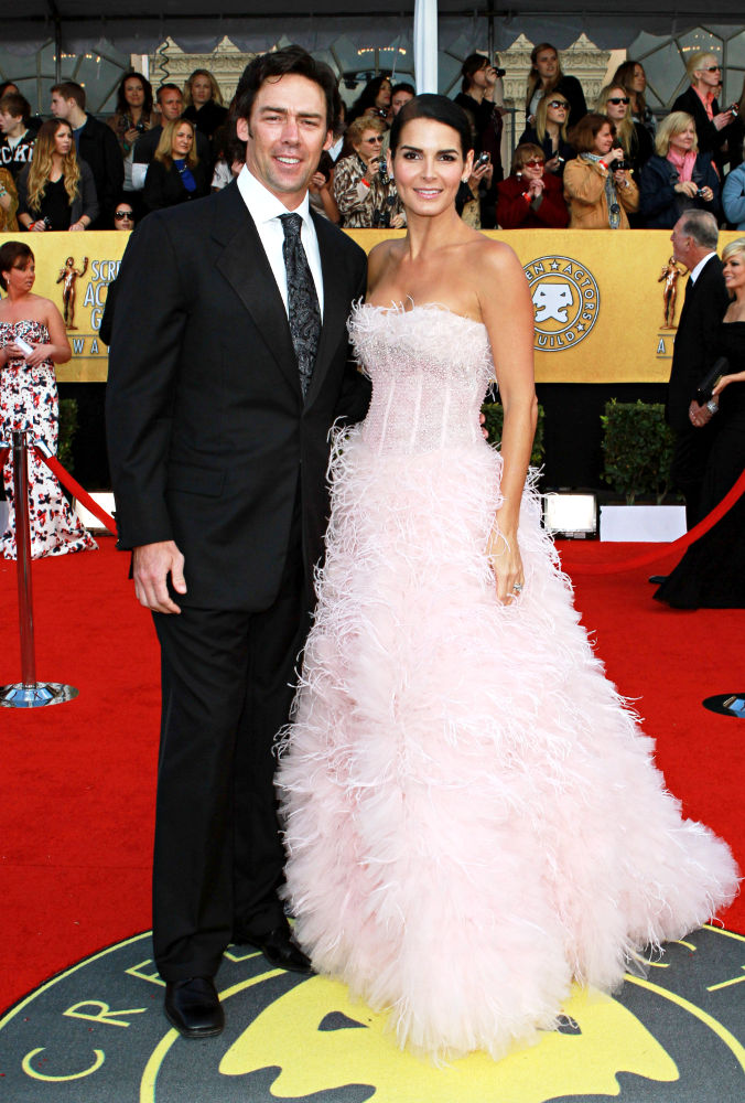 Jason Sehorn;Angie Harmon;<br>The 17th Annual Screen Actors Guild Awards (SAG Awards 2011) - Arrivals