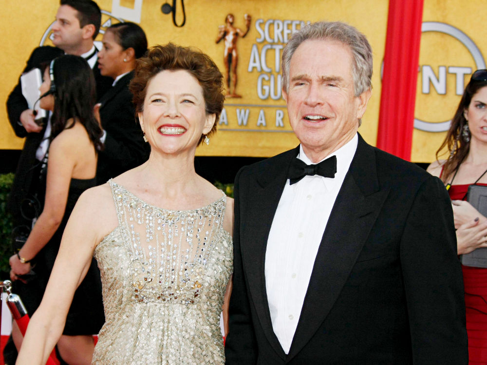 Annette Bening;Warren Beatty;<br>The 17th Annual Screen Actors Guild Awards (SAG Awards 2011) - Arrivals