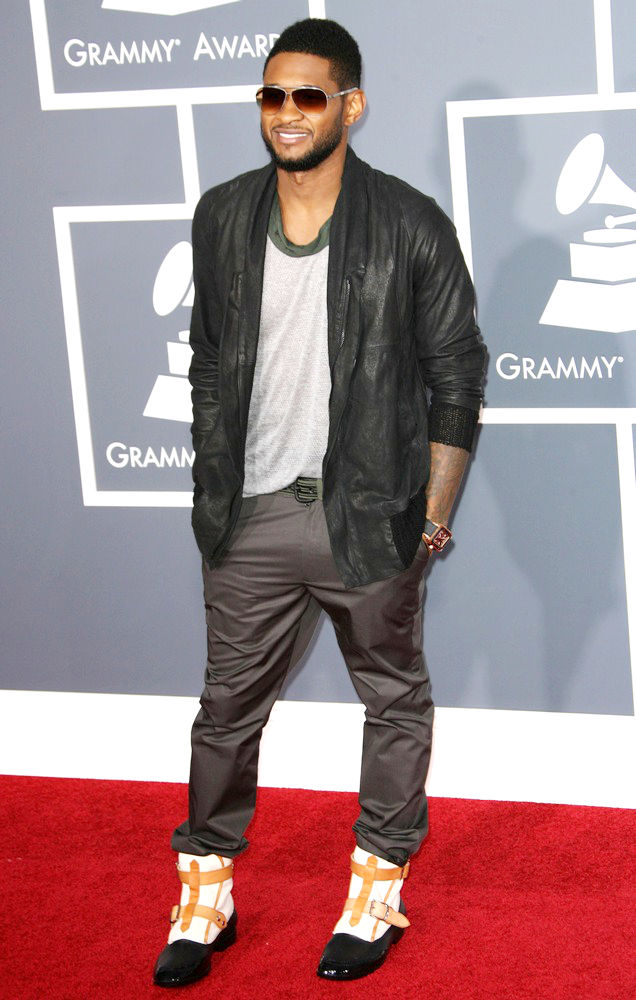 Usher;<br>The 53rd Annual GRAMMY Awards - Red Carpet Arrivals