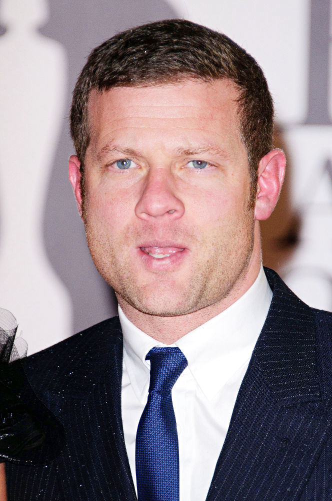Dermot O'Leary;<br>The BRIT Awards 2011 - Arrivals