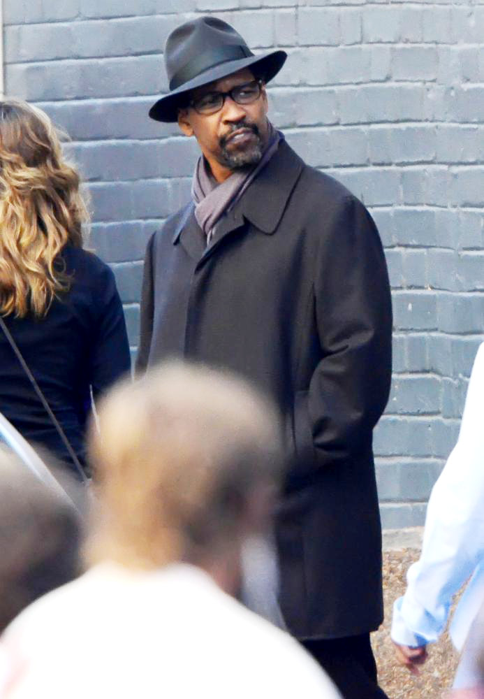 Denzel Washington;<br>Filming A Scene for New Film 'Safe House'