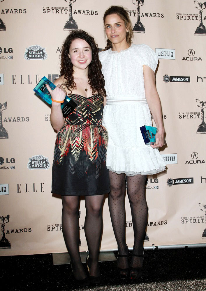 Sarah Steele;Amanda Peet;<br>The 2011 Film Independent Spirit Awards - Press Room