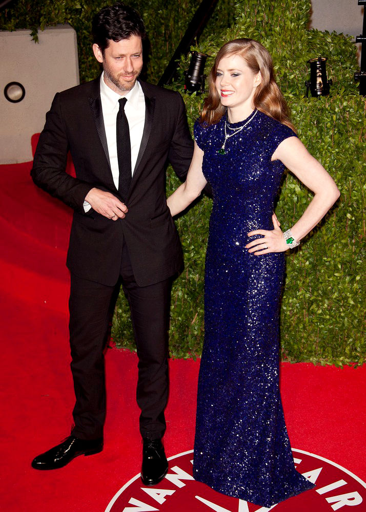 Darren Le Gallo;Amy Adams;<br>2011 Vanity Fair Oscar Party - Arrivals
