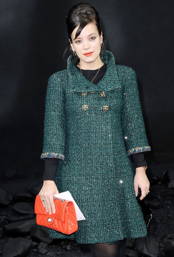 Lily Allen;<br>Paris Fashion Week Ready to Wear Fall/Winter 2011 - Chanel - Inside