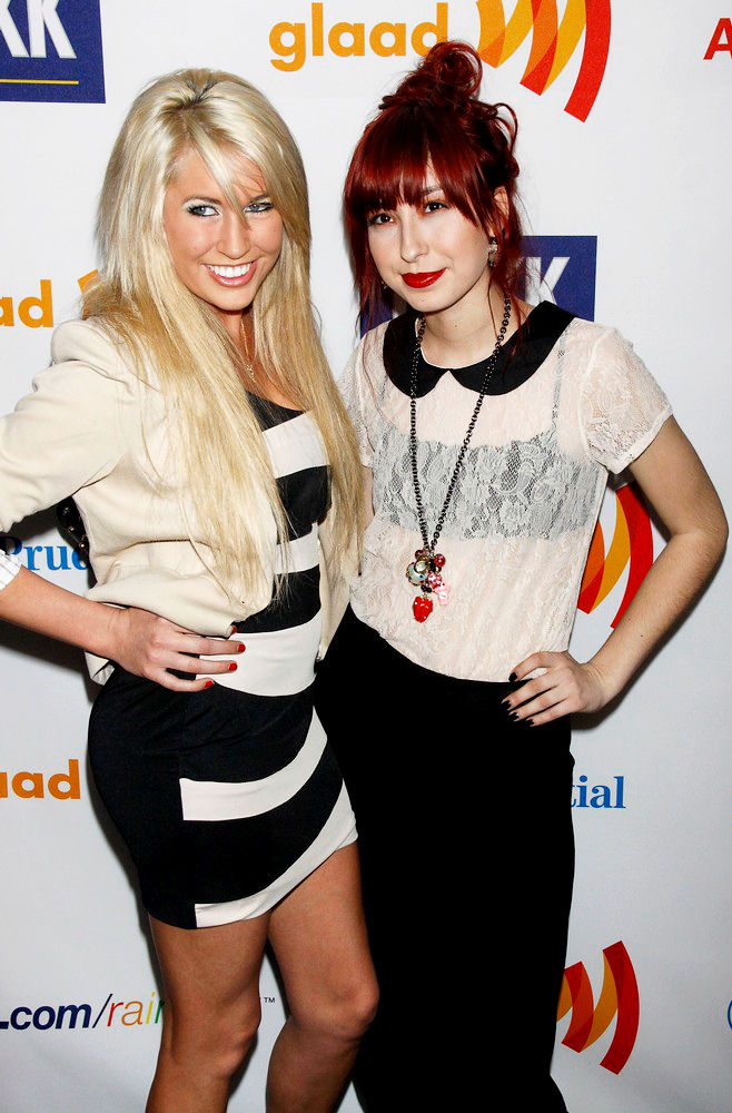liz lee Picture 3 - 2011 MTV Video Music Awards - Arrivals