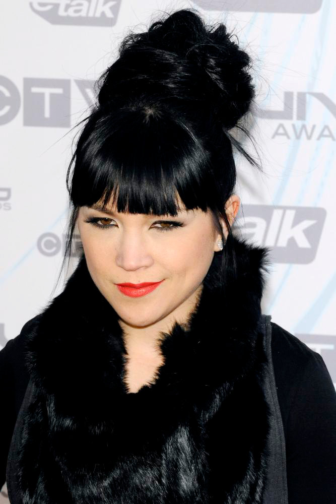 Lauren Towyota;<br>2011 JUNO Awards - Arrivals