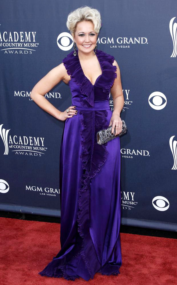 Meghan Linsey;Steel Magnolia;<br>The Academy of Country Music Awards 2011 - Arrivals