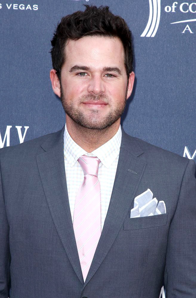 David Nail;<br>The Academy of Country Music Awards 2011 - Arrivals